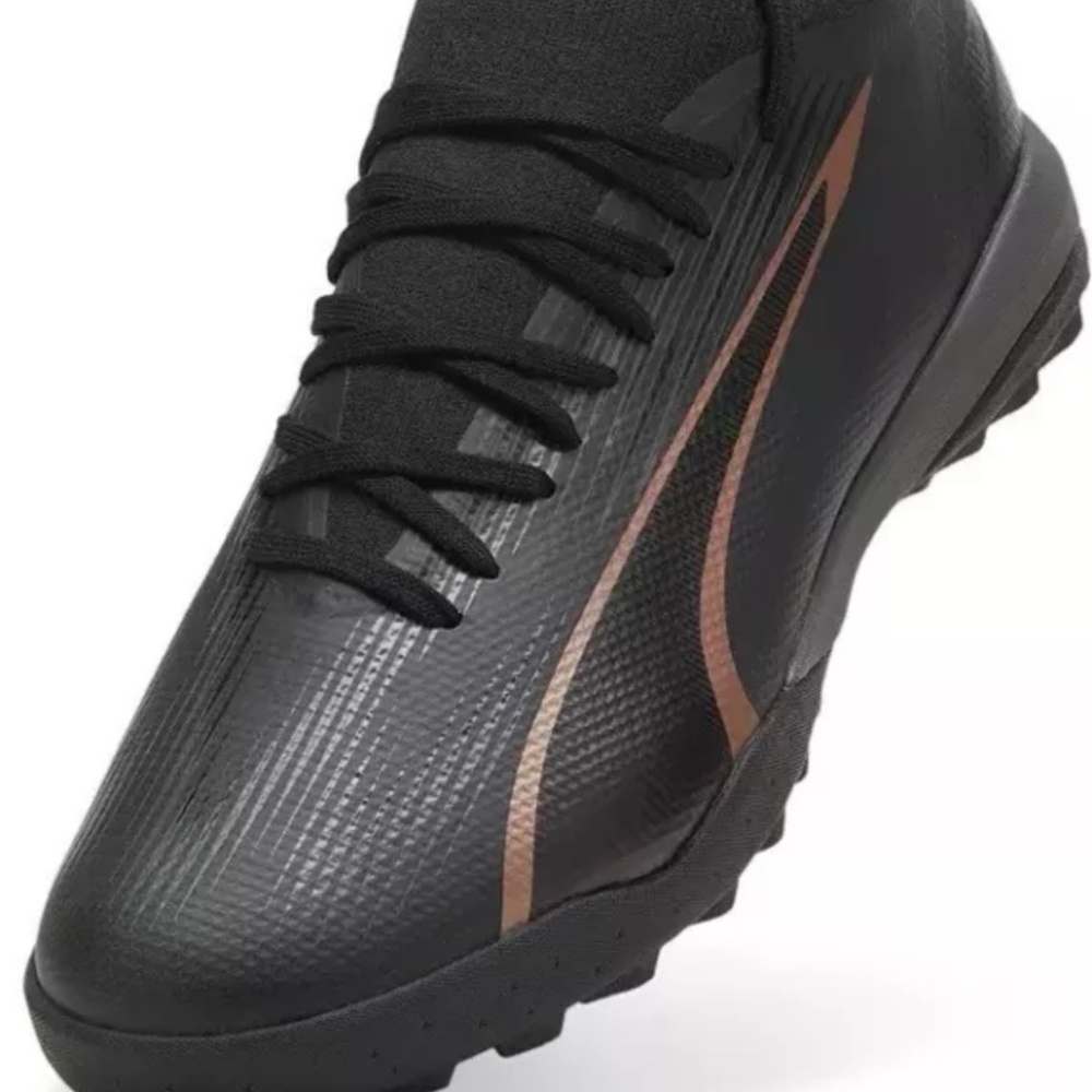 Size 10 - NEW! Puma Ultra Match Soccer shoes black - From Puma Neymar event